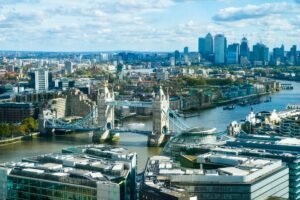 Top UK Cities for International Students Starting Their Career - stunited